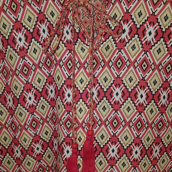 Bright Fun Tunic Top - Picture 3 of 4